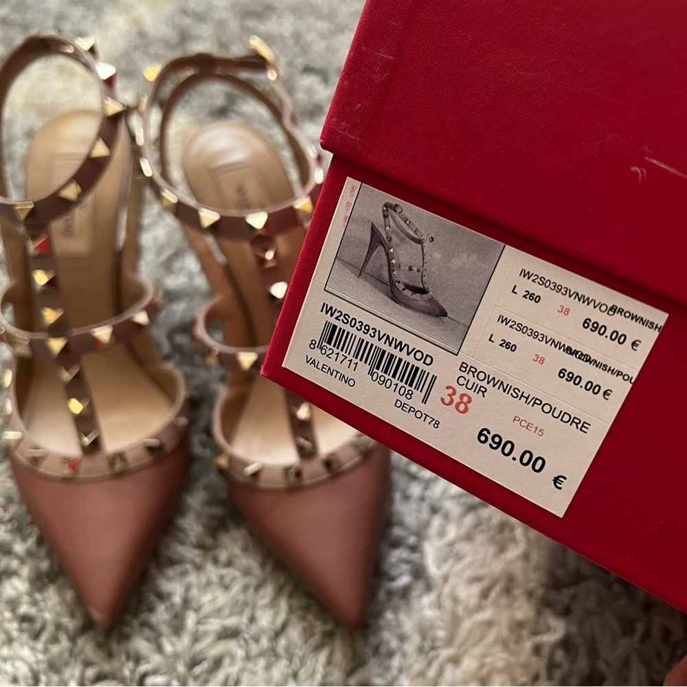 Valentino Rockstud Leather Pumps